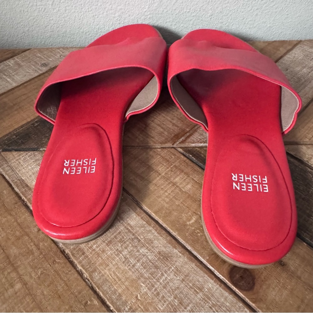 Eileen Fisher Edge Leather Sandal - Picture 10 of 11
